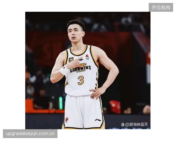 赵继伟在季后赛首轮就展现出核心后卫价值，利用挡拆变化成功限制了山东队的高速反击。
